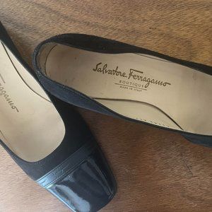 Vintage Salvatore Ferragamo Black Suede with Patent Leather Toe 8 1/2